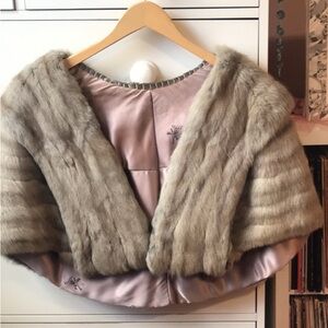 Real Mink Shrug Coat Jacket Bridal Cape Layer Gray/Taupe Vintage 50‘s Caplet
